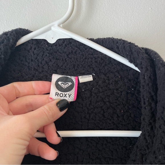 ROXY Black Belted Peacoat Jacket Sherpa Lined Winter Coat medium Cozy Surf Style - Picture 2 of 6